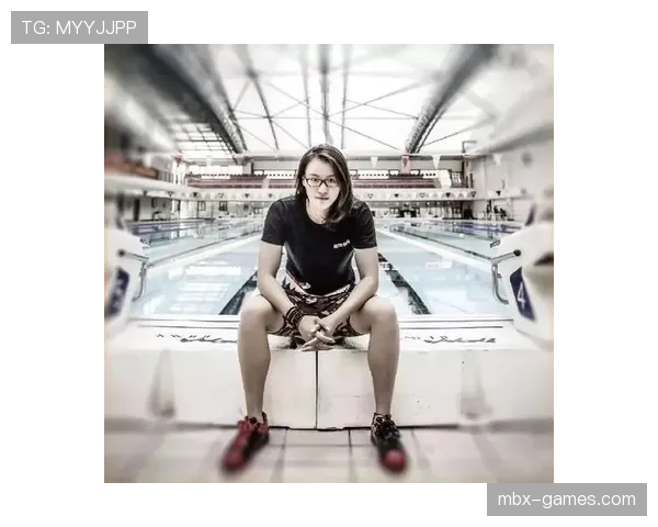 傅园慧晒生活照我尴尬到笑出声，那衣柜能把我三个月工资全打包